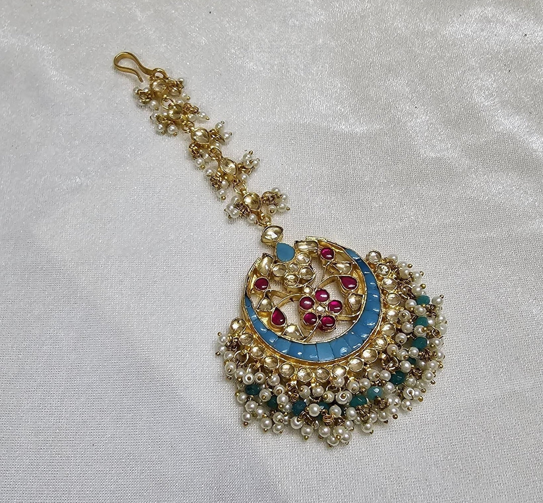 Multi kundan tikka