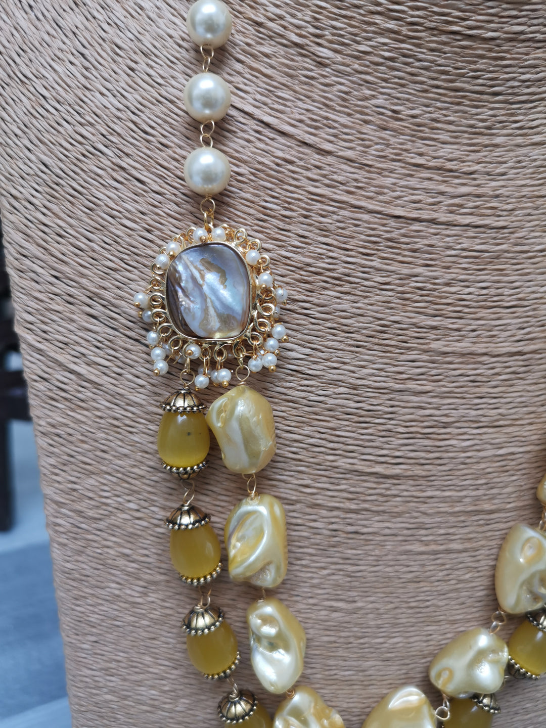Pearl necklace set