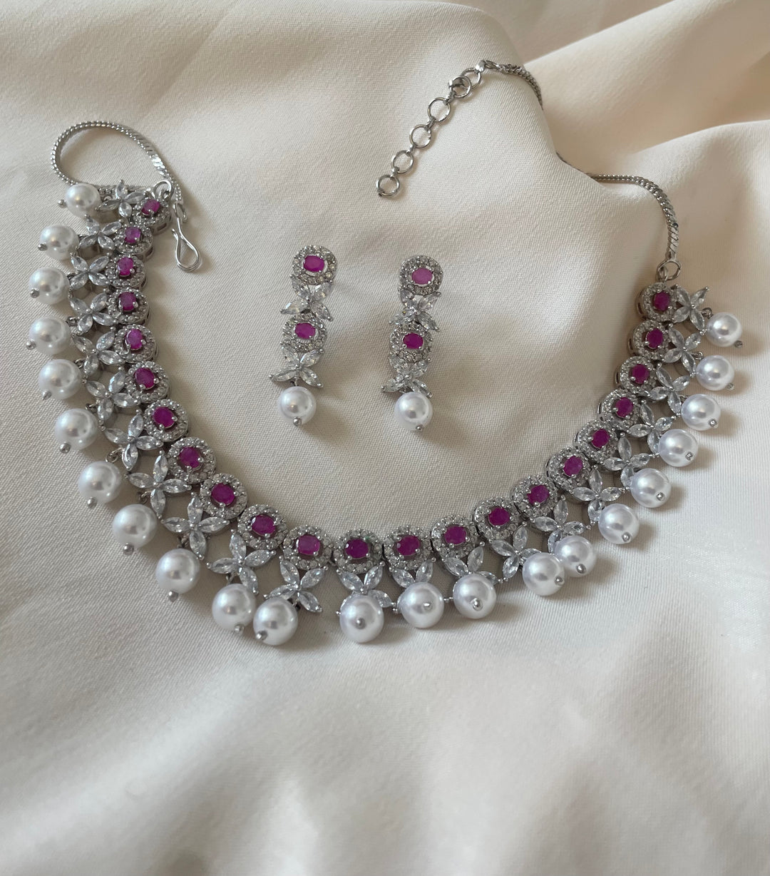 Silver necklace earring set