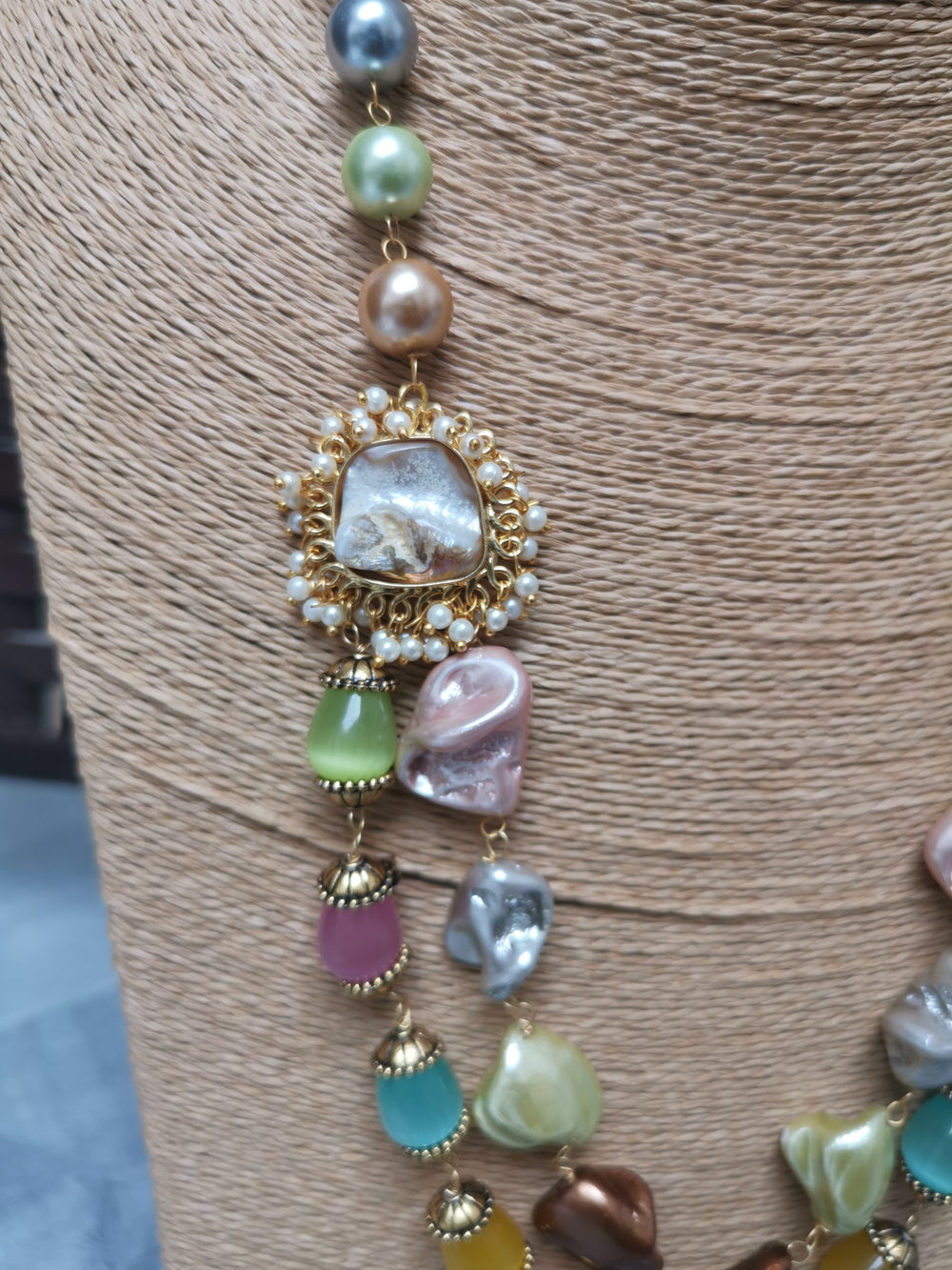 Pakistani multicoloured necklace with pearl detailing