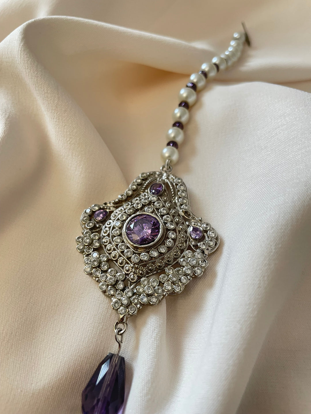 Silver earring tikka set