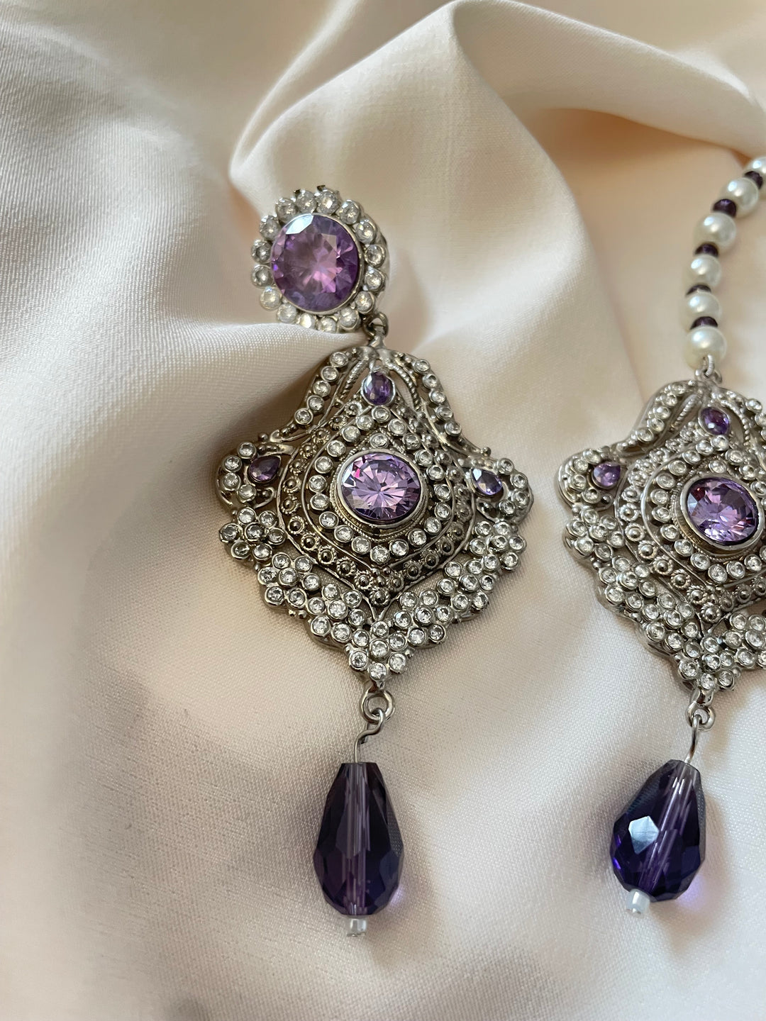 Silver earring tikka set